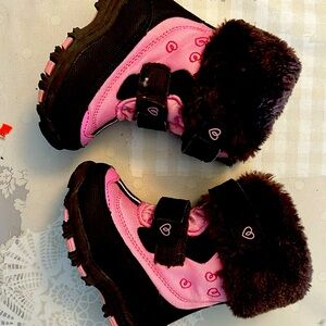 Never been worn winter boots